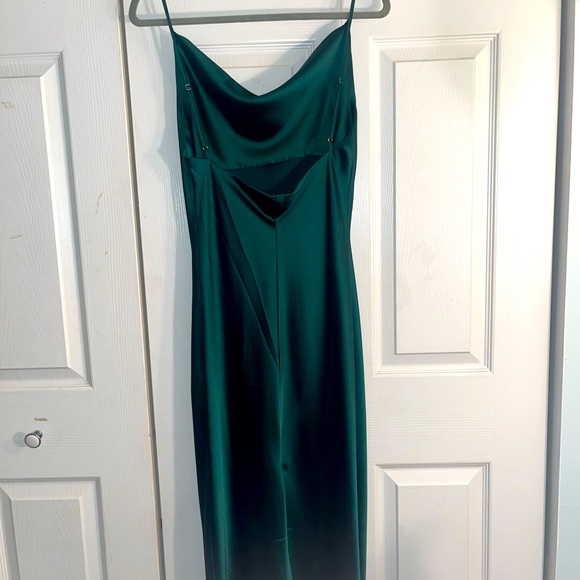 NWT Princess Polly Midi Emrald Green Satin Dress - Picture 5 of 5